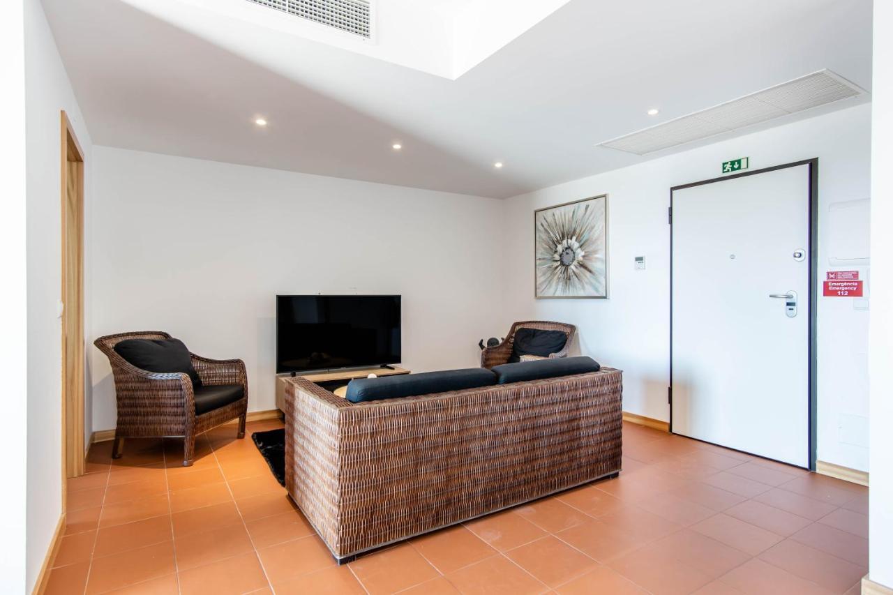 Superbe Appartement Spacieux Avec Terrasse Vue Piscine Βιλαμούρα Εξωτερικό φωτογραφία